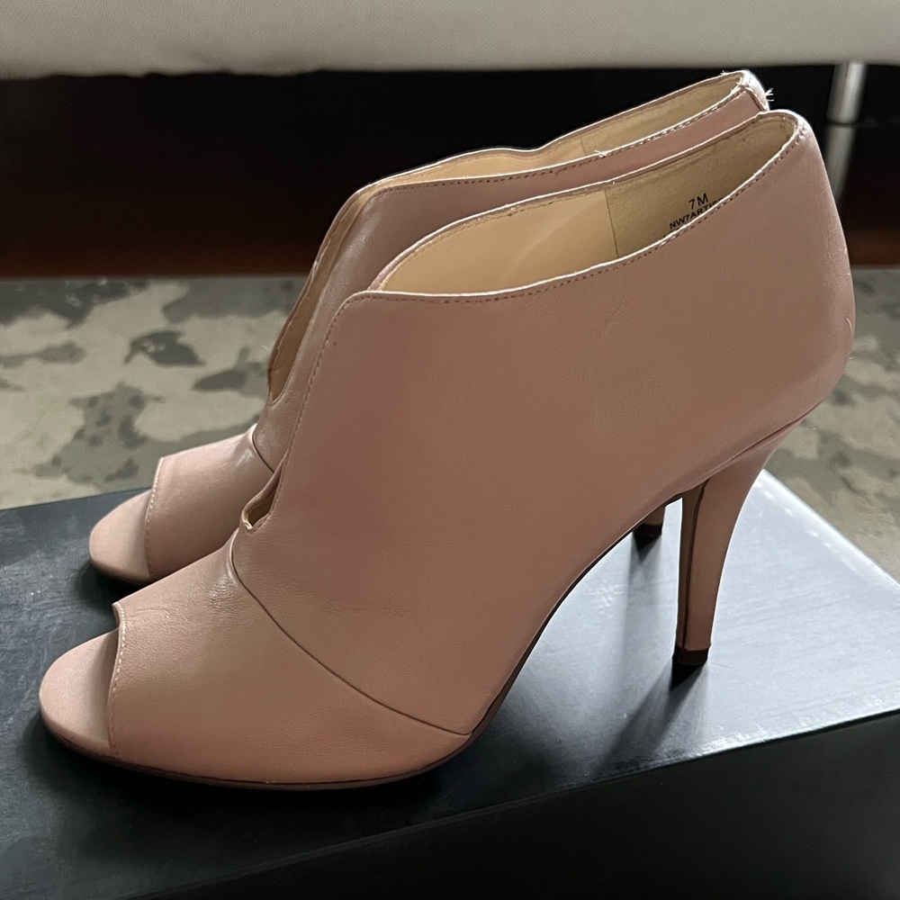 Nine West pink open toe heels